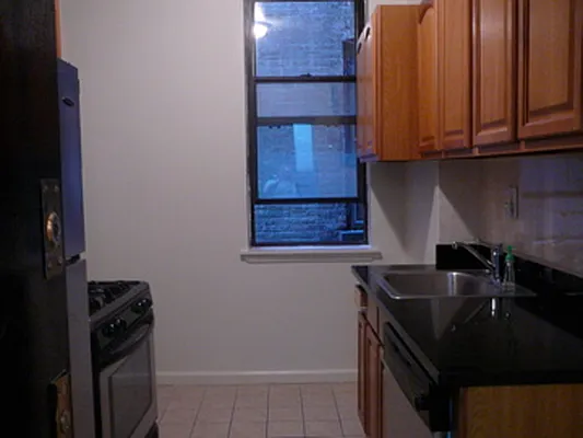 Rented by Kings Court Real Estate | media 6