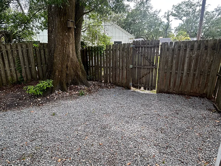 2443 Footbridge Ln — Photo 19