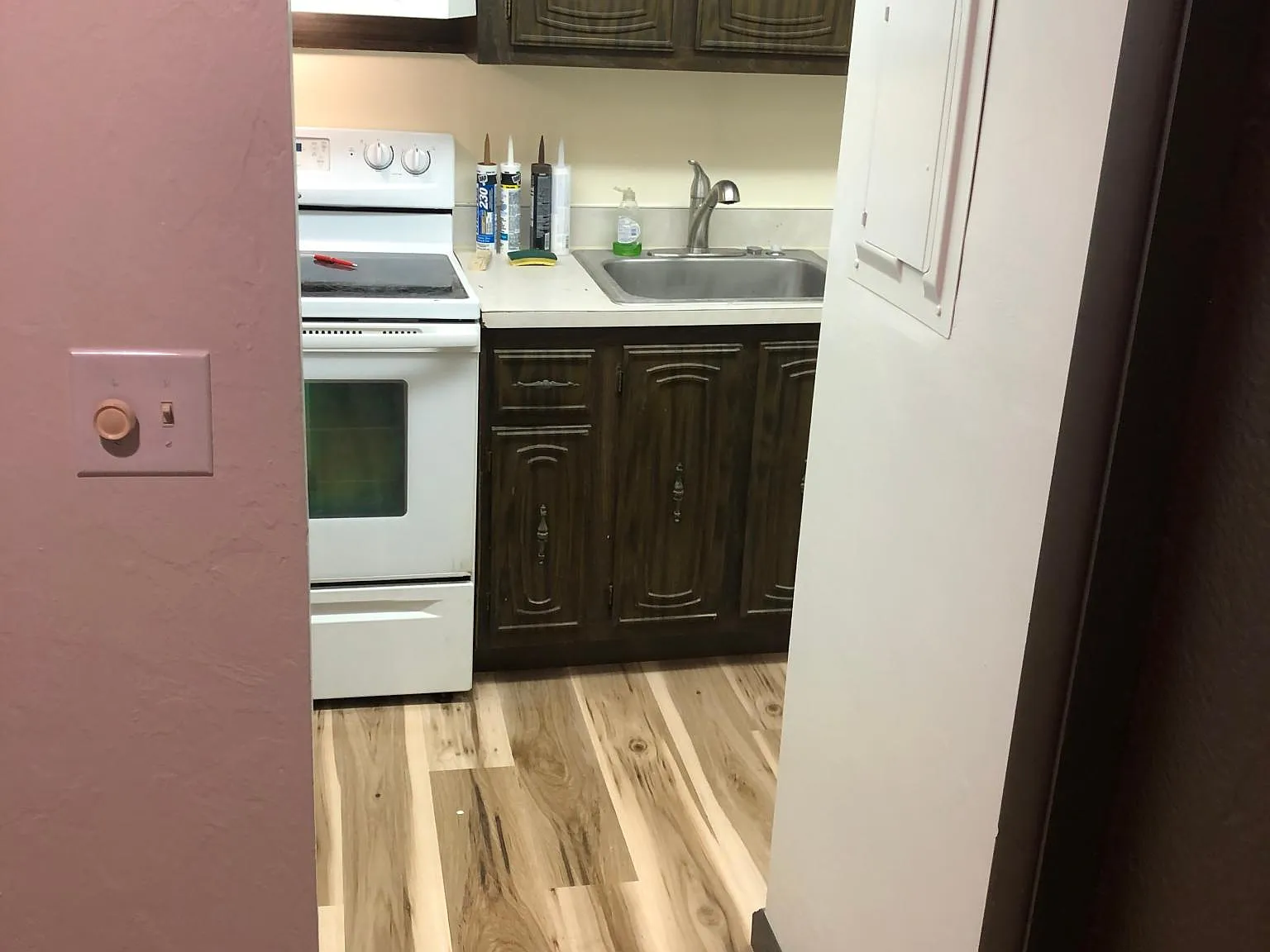 1 bed, 813 sqft, $995 — Photo 4