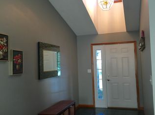 2454 Glencoe St, Springfield, IL 62704