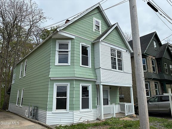 2nd image of 609 Bluff Avenue