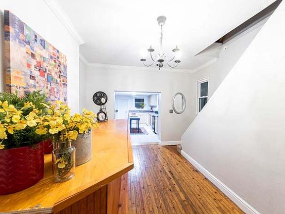 Dining room (bar not included)