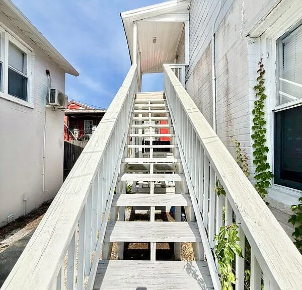 711 18th Ave S #2 — Photo 7