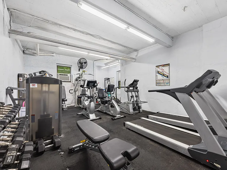 3616 Henry Hudson Pkwy #1FN — Photo 14