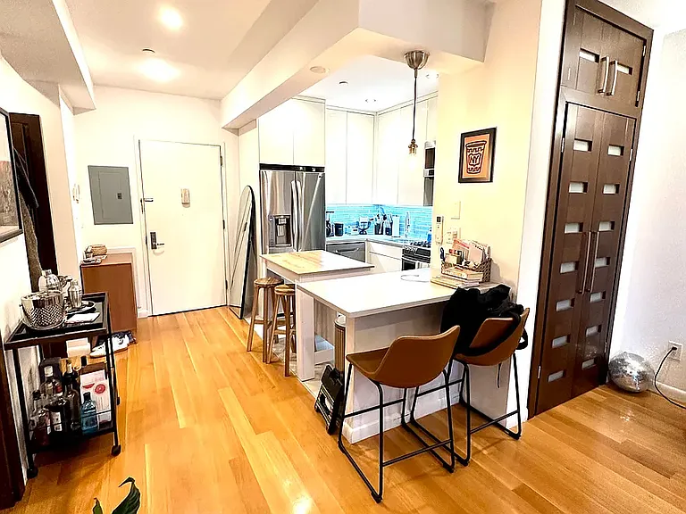 606 Metropolitan Ave #4 — Photo 8
