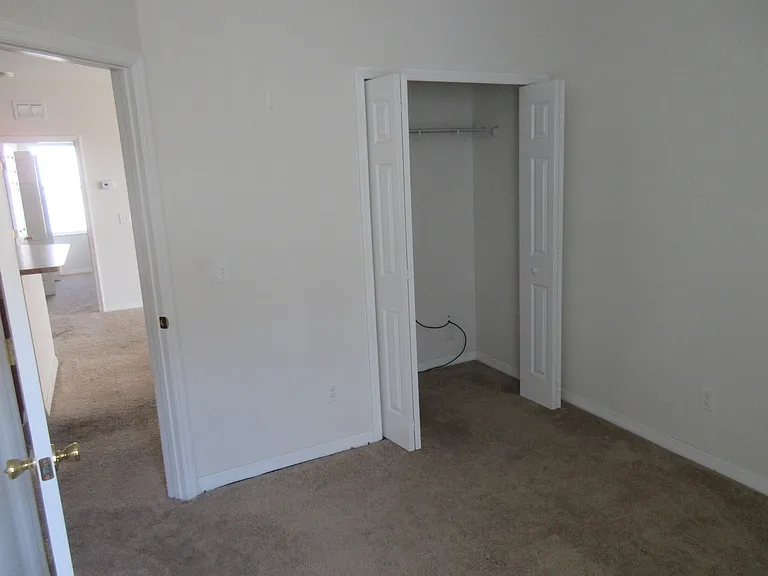 1211 Knollwood Dr — Photo 17