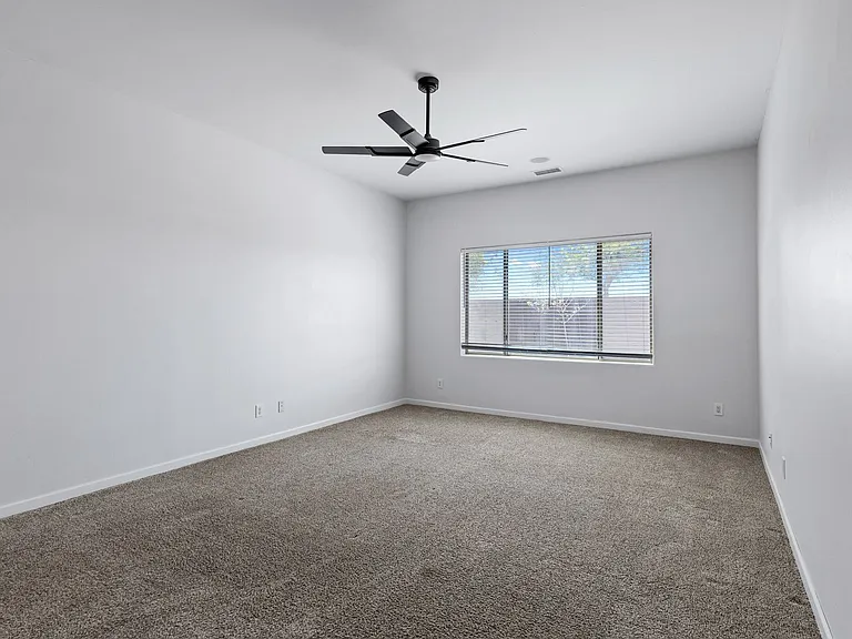 21439 E Maya Rd — Photo 34