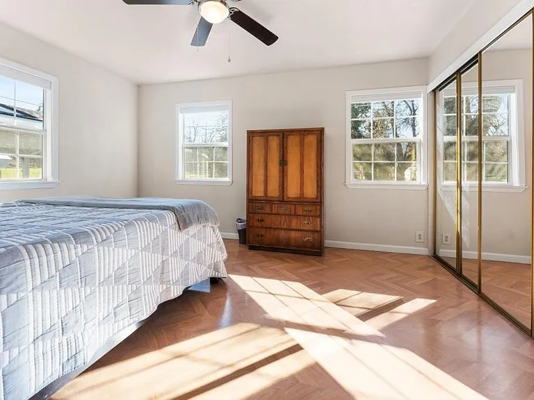 255 Foots Creek Rd — Photo 19