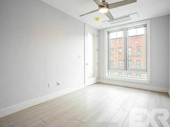 4th image of 975 Liberty Ave #4HH