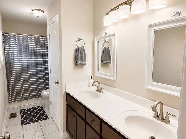 355 N Harris Rd — Photo 11