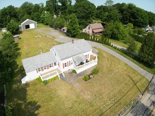 158 Lincoln Ave, Dighton, MA 02715