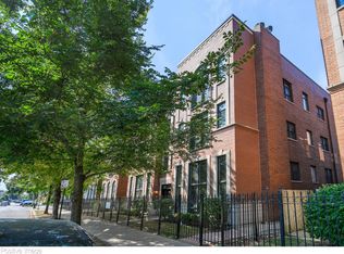 3240 N California Ave UNIT 1N, Chicago, IL 60618