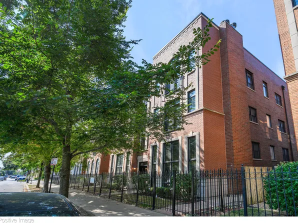 3240 N California Ave Unit 1N, Chicago, IL 60618