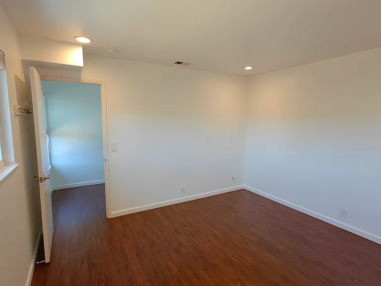 238 W California Ave #B — Photo 25