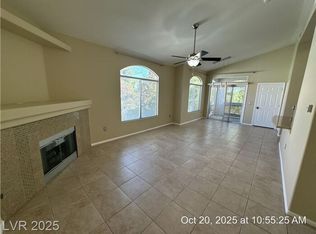 700 Carnegie St APT 3221, Henderson, NV 89052