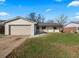 6915 E 18th St, Tulsa, OK 74112