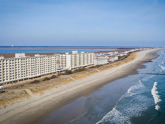 2nd image of 3500 Boardwalk APT 609N