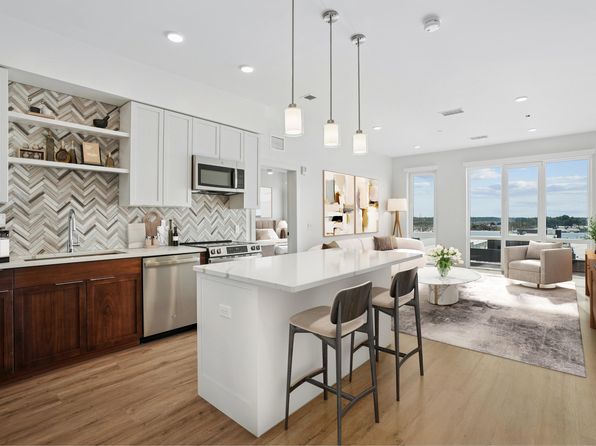 22 Via Toscana #304W