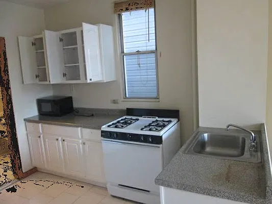 Rented by The Hamilton Group | media 11
