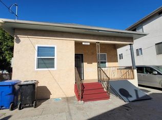 588 W 8th St, San Pedro, CA 90731