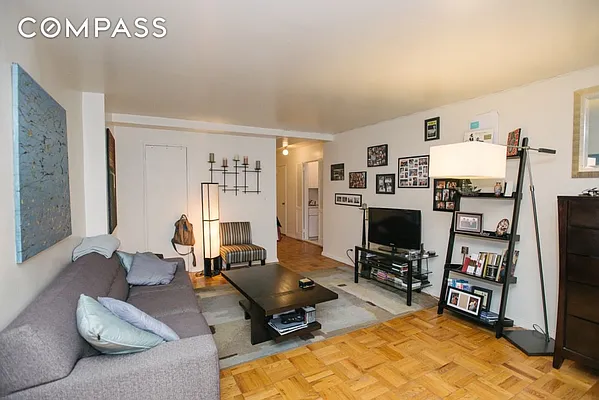 Rented by Compass | media 12