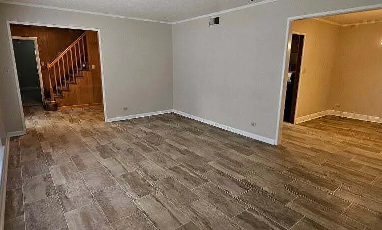 2083 Martin Rd — Photo 3