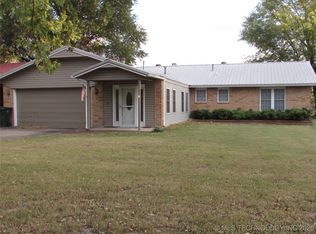 1619 Elmwood Ln, Muskogee, OK 74403