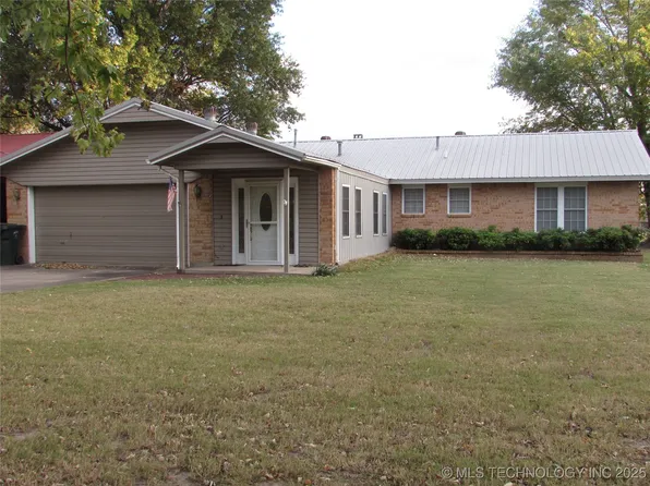 1619 Elmwood Ln, Muskogee, OK 74403