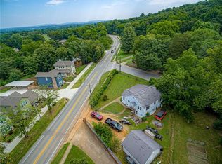 1625 E Mission Blvd, Fayetteville, AR 72701