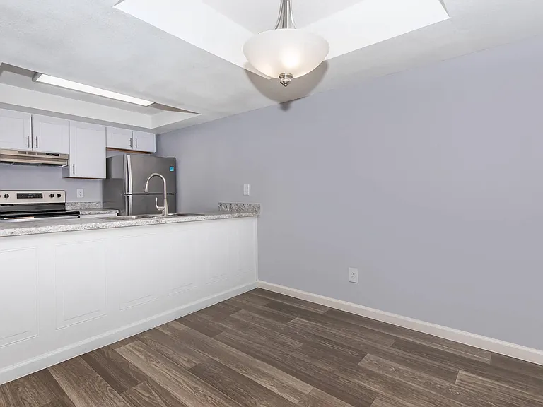 Park Terrace Apartments — Photo 47
