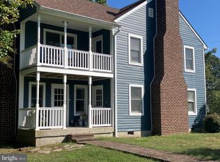 606 Park Pl, Deale, MD 20751