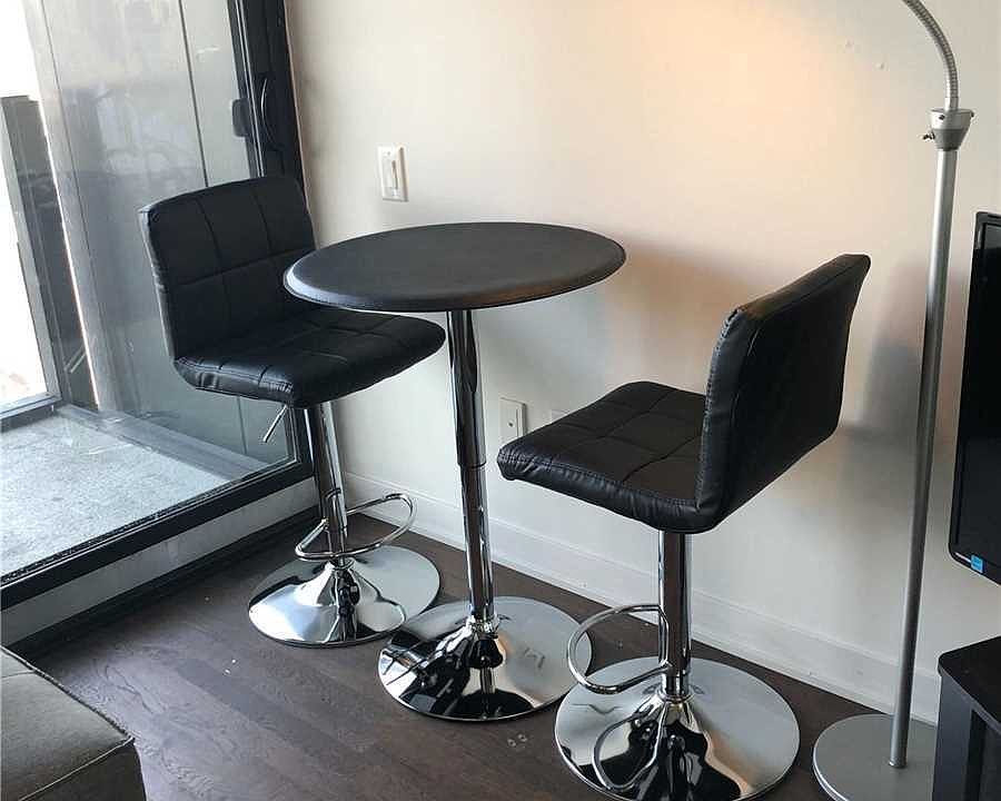 2nd image of 629 King St W #1219