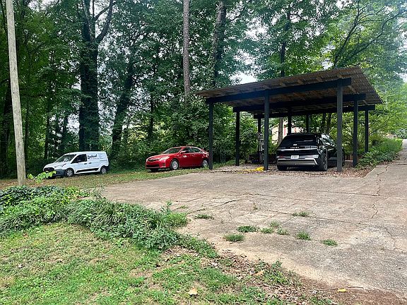 2nd image of 4248 Old Norcross Rd