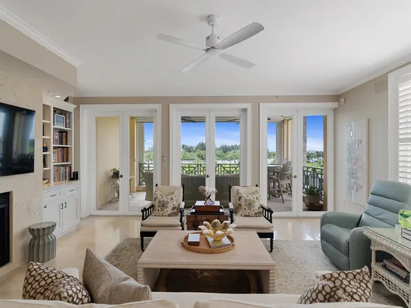 9013 Somerset Bay Ln APT 302, Vero Beach, FL 32963
