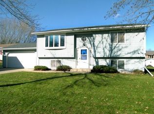605 4th St NE, Kasson, MN 55944