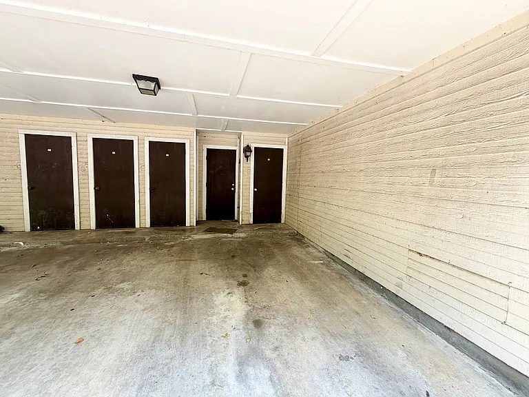 3825 Kimberly Dr — Photo 22