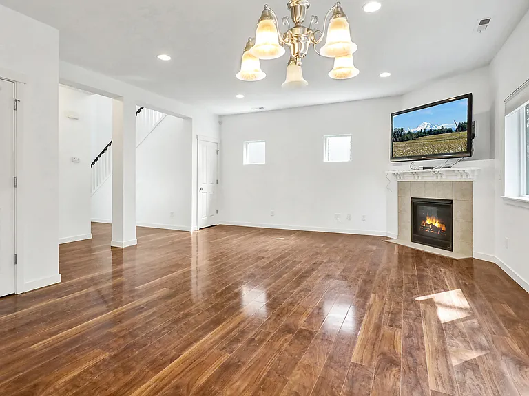118 202nd Pl SW — Photo 30