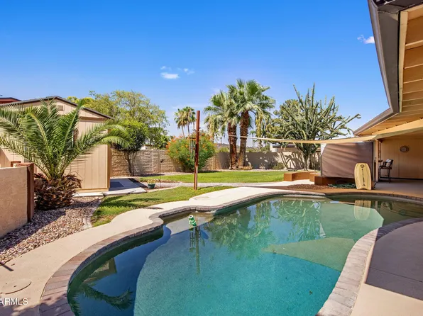 611 E CANTERBURY Lane, Phoenix, AZ 85022