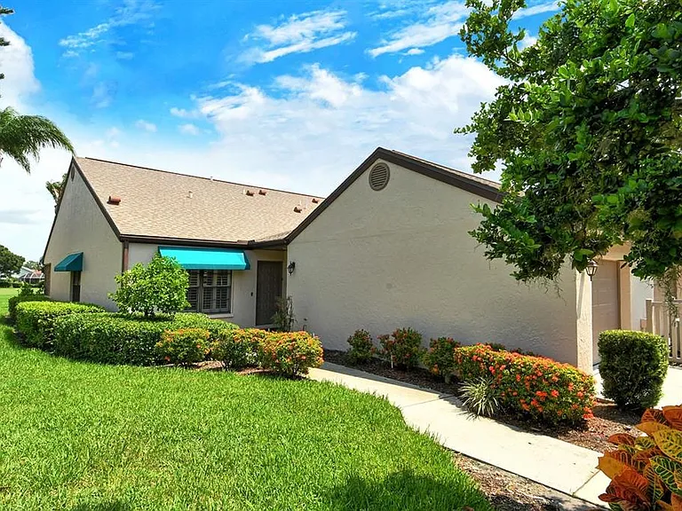 6041 Clubside Dr #6041 — Photo 4