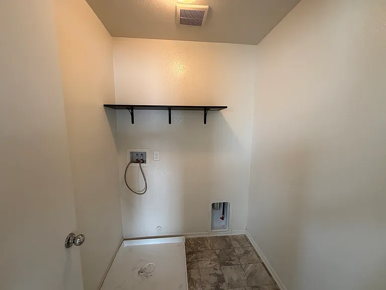 2309 Alejandro St — Photo 12