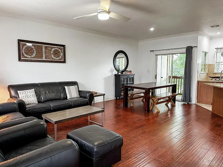 1402 Parker Ln #4 — Photo 30