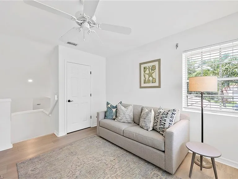 8924 Ventura Way — Photo 27