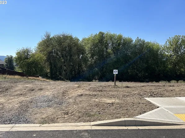 3011 NW Shadden Dr #57, McMinnville, OR 97128