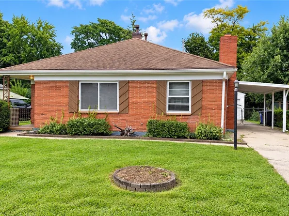 5060 Lauderdale Dr, Moraine, OH 45439