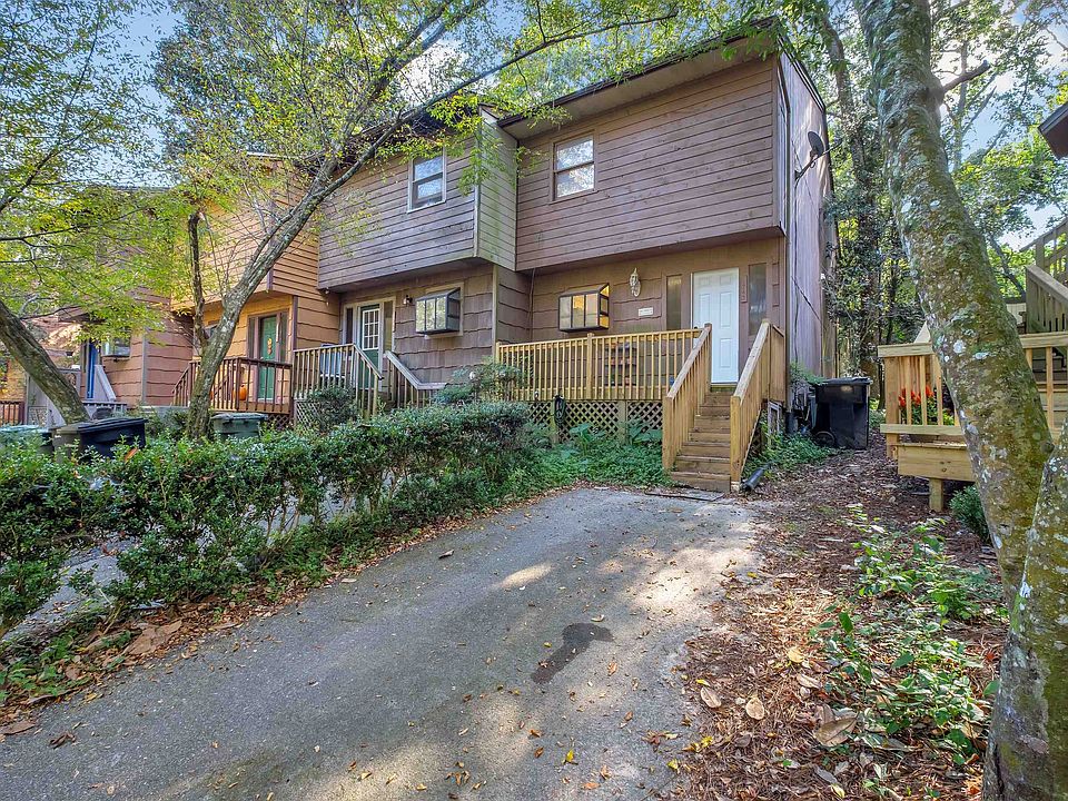 1st image of 1743 Beechwood Cir S