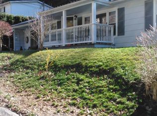1218 Sunset Dr, Richlands, VA 24641