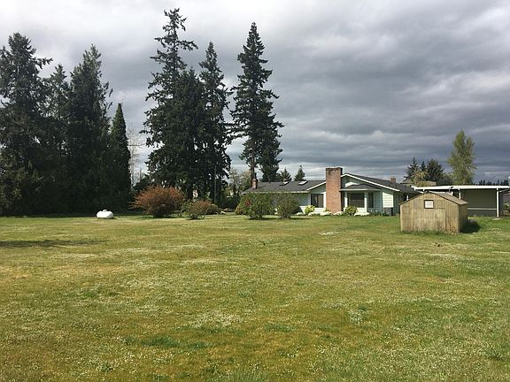 4th image of 4302 113th Pl NE
