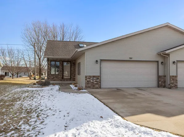 449 Greenbriar Ave, Fond Du Lac, WI 54935