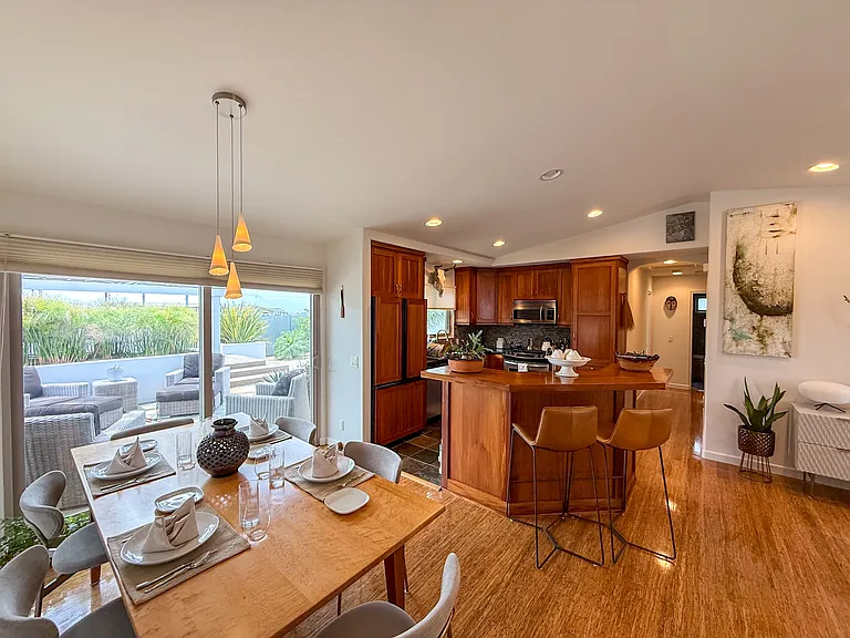 1718 Legaye Dr — Photo 10
