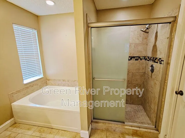 1845 Weston Cir — Photo 19